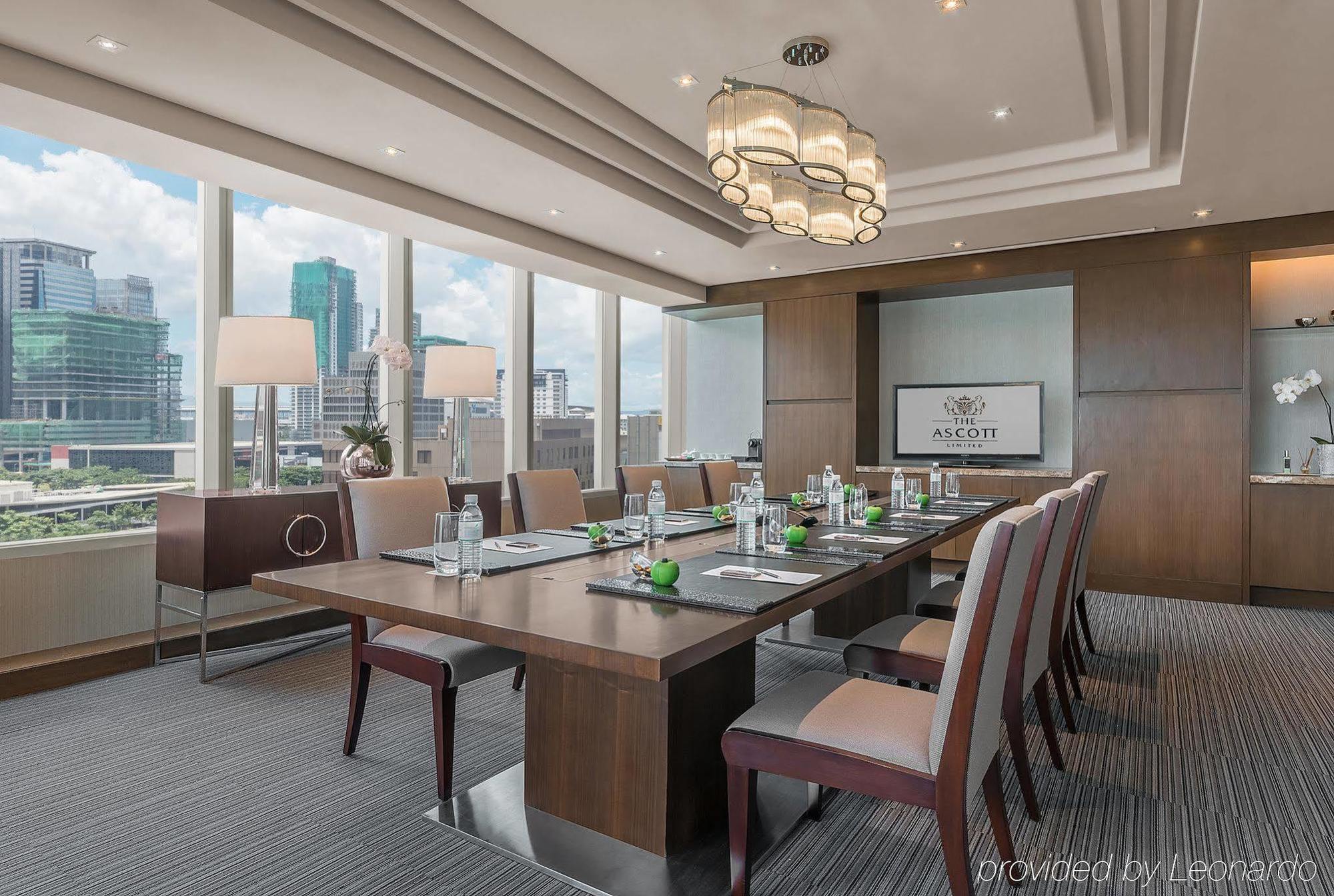 Ascott Bonifacio Global City Manila Hotel Екстериор снимка